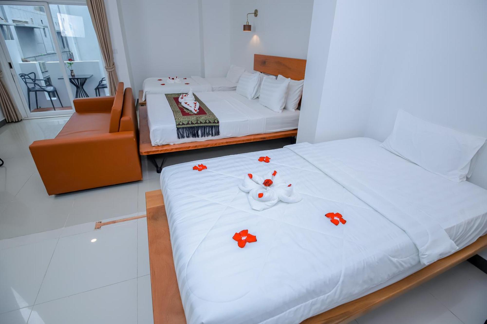 Bliss & Beats Hostel Phnom Penh Exterior photo