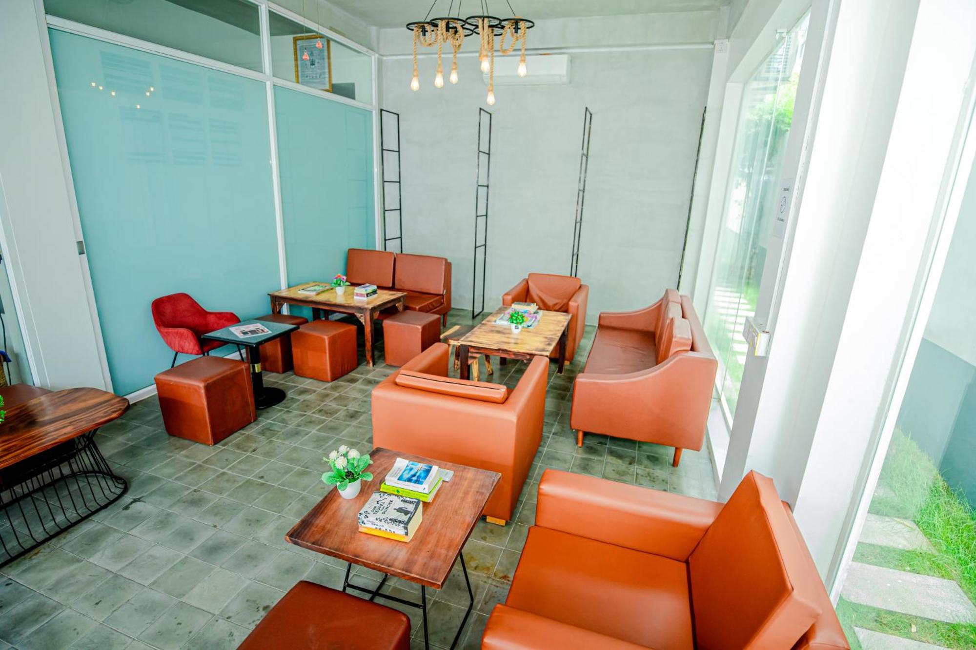 Bliss & Beats Hostel Phnom Penh Exterior photo